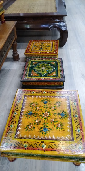 esempio , restauro tavolini dipinti indiani