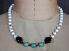 Carica l&#39;immagine nel visualizzatore di Gallery, collana indiana con perle, turchese e topazio fume collana assemblata a mano   lunghezza 45 cm, peso 30 gr
