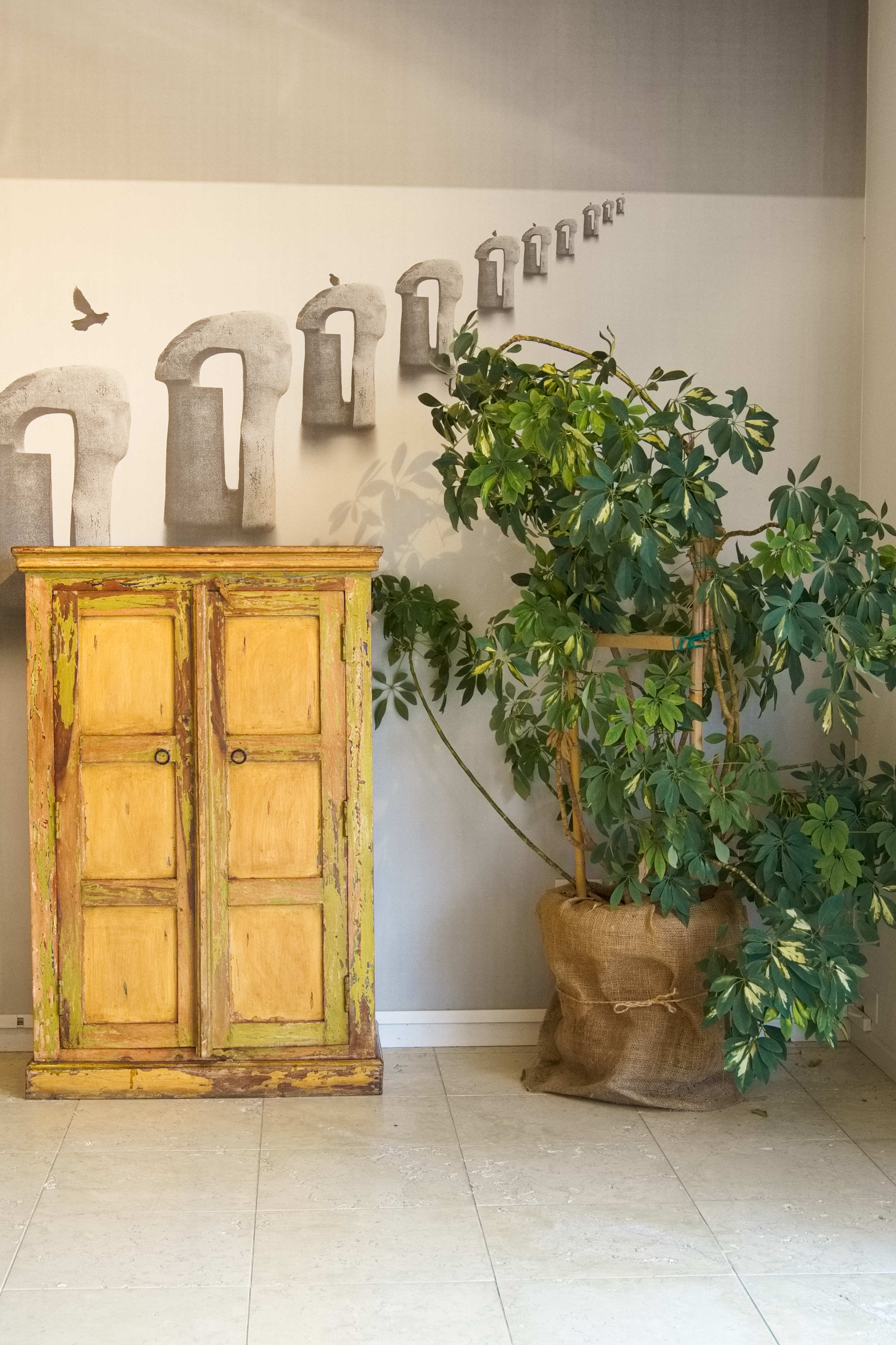 Credenza Indiana , armadietto a 2 ante
