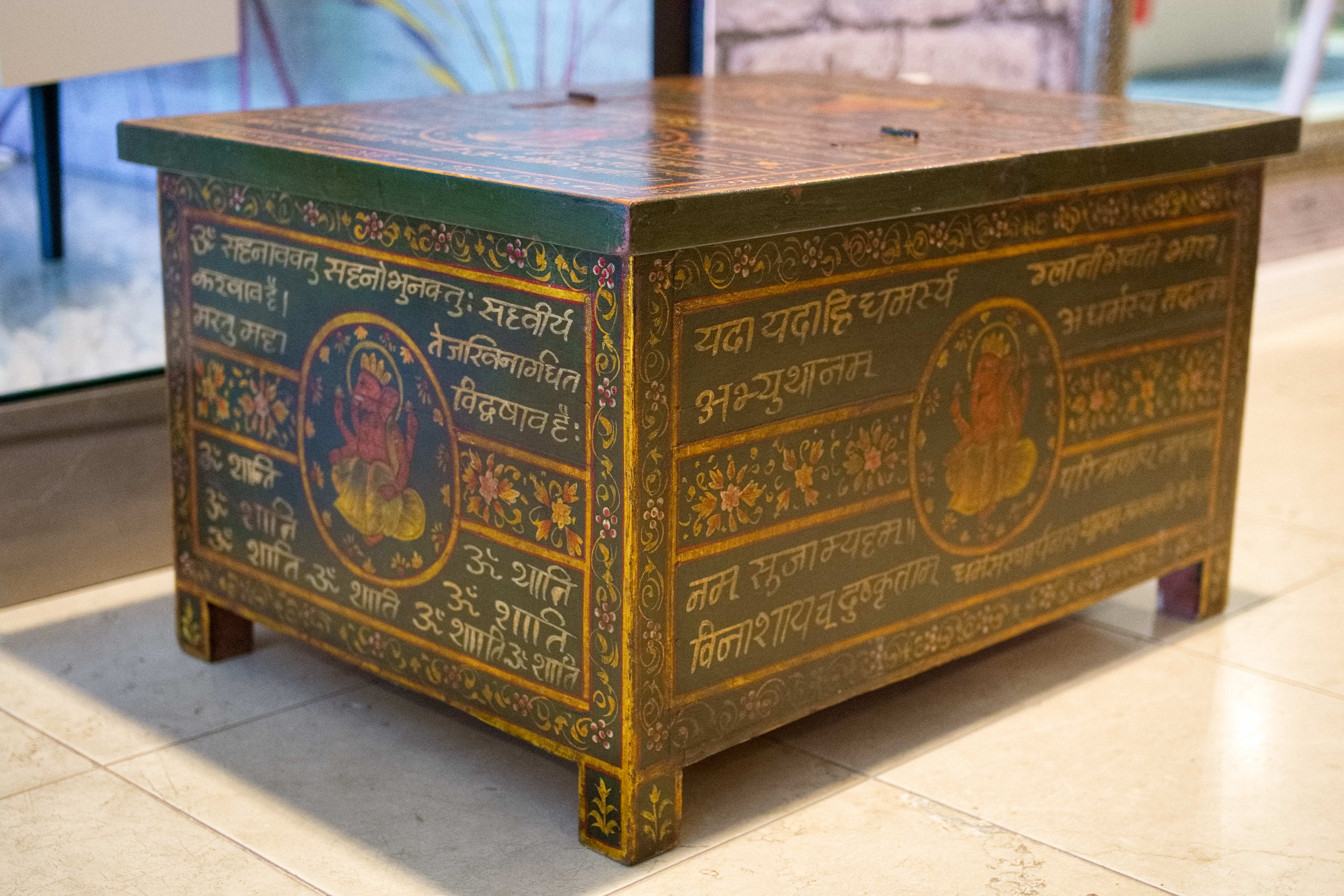 Tavolino Indiano espositore