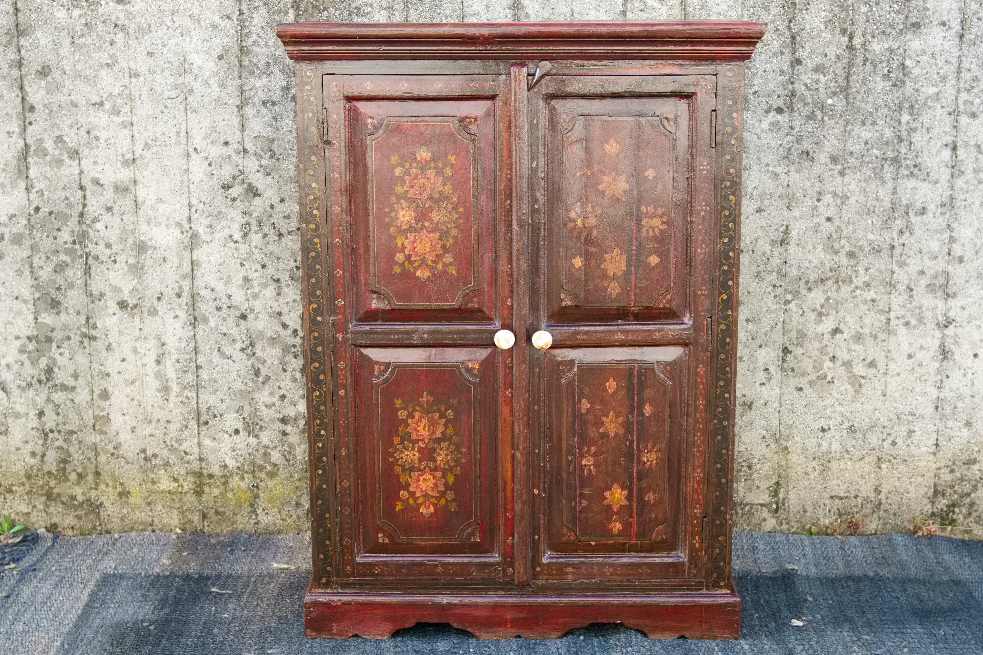 Credenza Indiana , armadietto a 2 ante