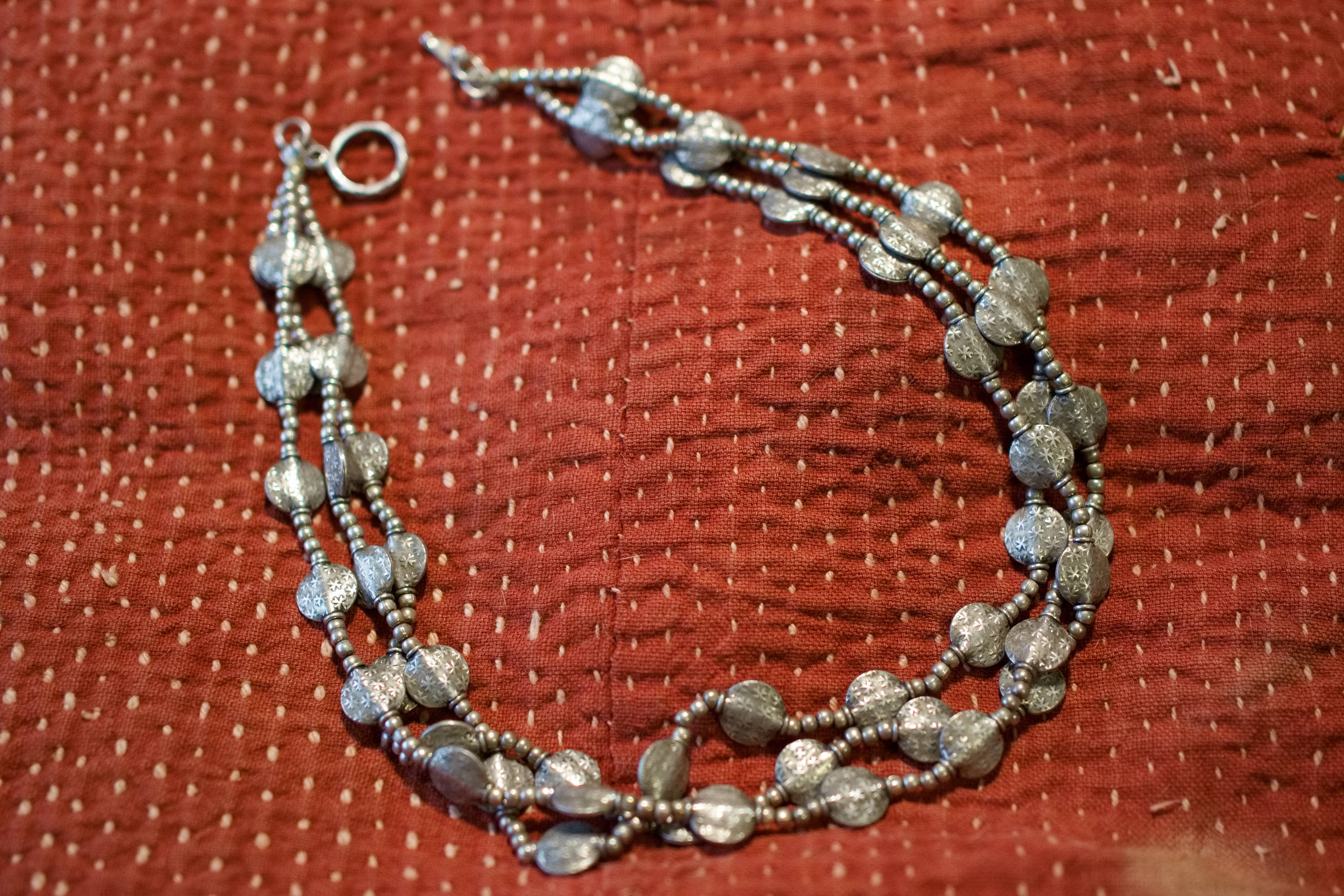 vecchia collana girocollo in argento india