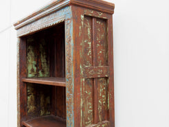 libreria indiana in legno di teak massello .  composta da elementi di recupero di antichi portali indiani databili metà / fine 800 .