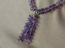Carica l&#39;immagine nel visualizzatore di Gallery, collana indiana in ametista sfaccettato e argento.  lunghezza totale 40cm, pendaglio a 3 fili lunghezza 4cm peso 16 gr