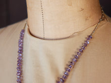 Carica l&#39;immagine nel visualizzatore di Gallery, collana indiana in ametista sfaccettato e argento.  lunghezza totale 40cm, pendaglio a 3 fili lunghezza 4cm peso 16 gr