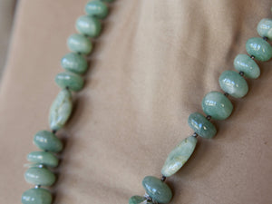 collana in acquamarina e argento .lunghezza totale 64cm, peso 172 gr 