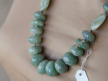 Carica l&#39;immagine nel visualizzatore di Gallery, collana in acquamarina e argento .lunghezza totale 64cm, peso 172 gr 
