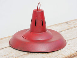 lampada vintage in metallo dipinta, lavorata artigianalmente. Provenienza India. dimensioni diametro 40 h30cm.