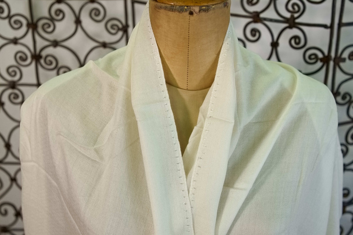 Particolare della texture e della consistenza della pura pashmina e cachemire.