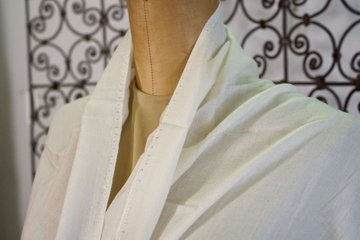 Particolare della texture e della consistenza della pura pashmina e cachemire.