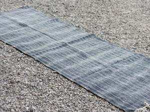 tappeto indiano in cotone, canapa, lino e juta lavorato artigianalmente pezzo unico, si puo' usare anche come arazzo da appendere, come stuoia, come corsia made in india  dimensioni 60x180cm