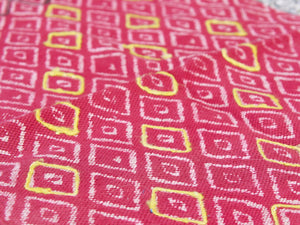 tappeto indiano in cotone, canapa, lino e juta lavorato artigianalmente a ricamo pezzo unico, si puo' usare anche come arazzo da appendere, come stuoia, come corsia made in india  dimensioni 59x88cm