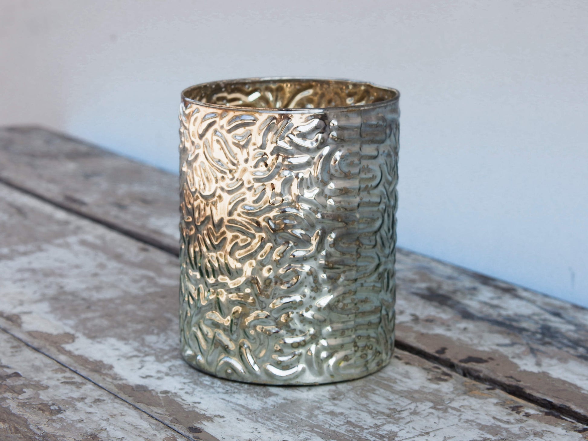 Vaso in vetro decorato, lavorato artigialmente.  Dimensioni diametro 12 h15cm.