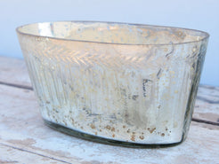 Vaso in vetro decorato, lavorato artigialmente.  Dimensioni 25x11 h11cm.
