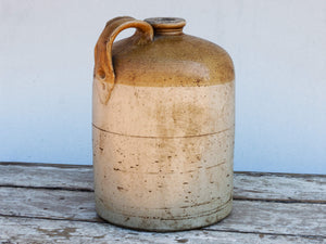 Vaso in ceramica dipinto, anni '40, impiegati in India per il trasporto del latte. Diametro 25 h38cm