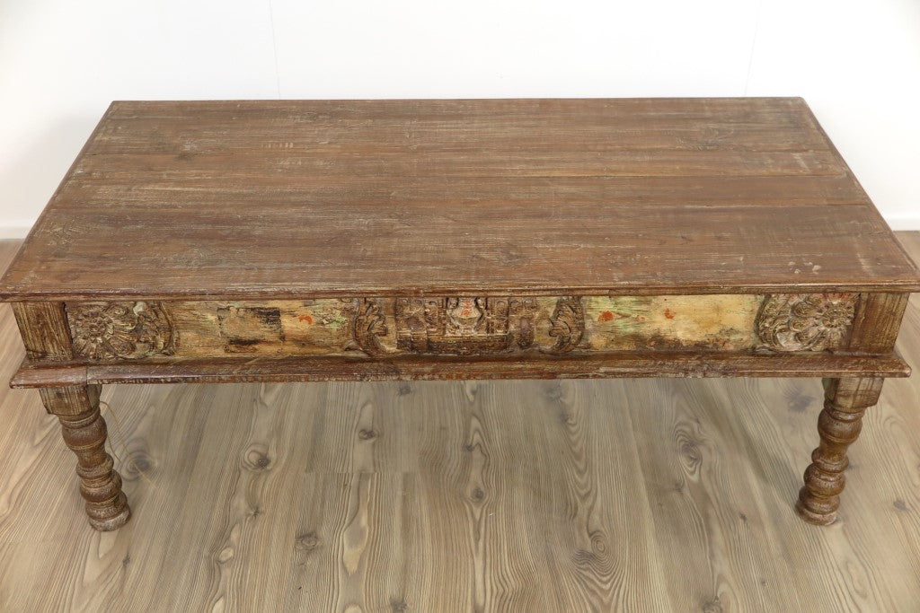 Tavolino Indiano Assemblato Con 2 Diversi Fregi Colorati. Legno Di Teak. Dimensioni 126x62xh48cm.