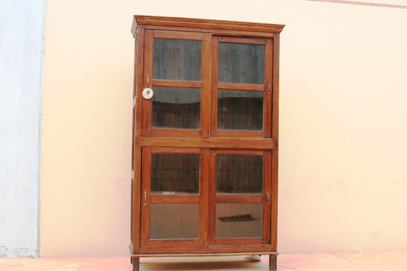 Vetrina Indiana In Stile Coloniale Con 4 Ante Scorrevoli, Pezzo Unico In Legno Di Teak Databile Primi '900. Perfettamente Originale Ed Autentici. Dimensioni 107x50xh185cm.