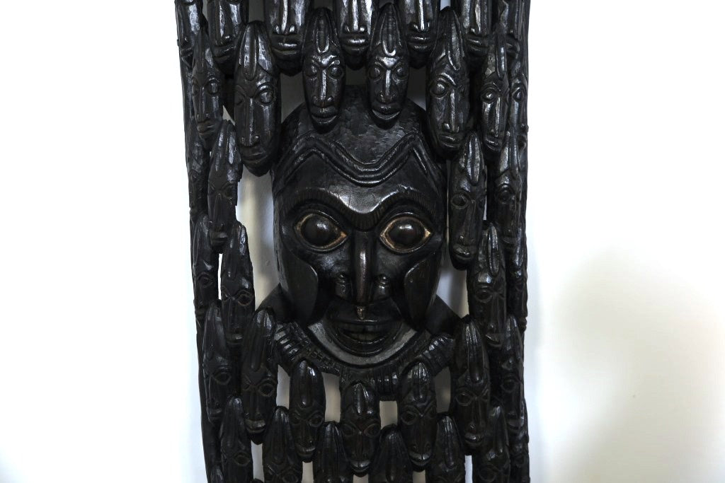 Maschera Africana Della Costa D'Avorio, Ricavata Da Un Unico Tronco. Dimensioni 145x43xh20cm.