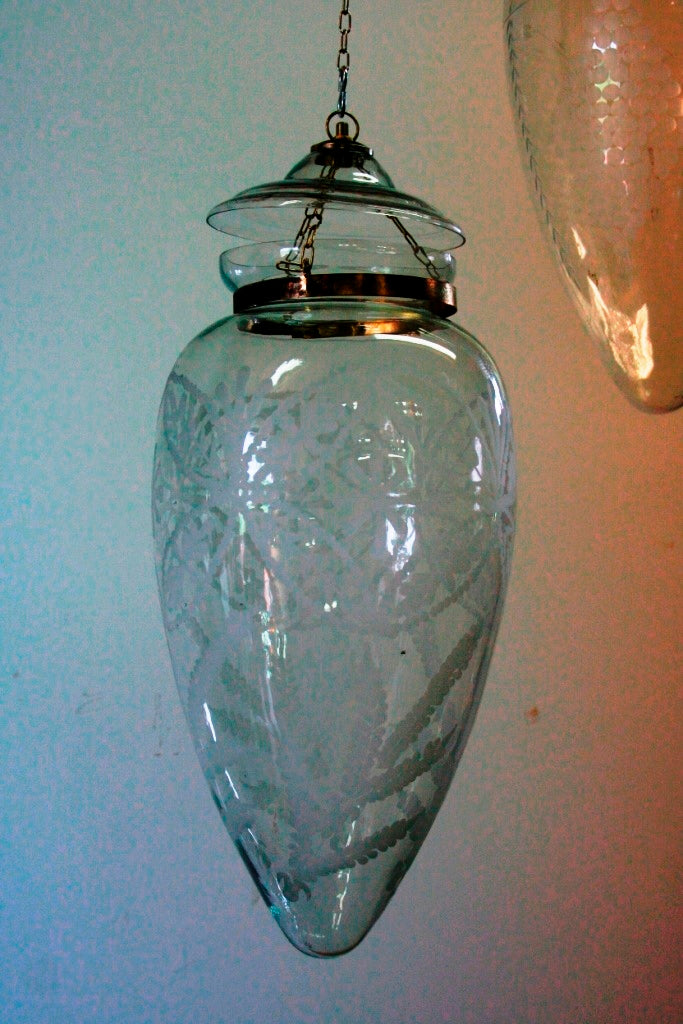 Lampada Vetro Decorata. Diametro 25 h60cm.