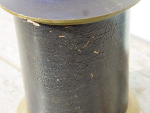 Vaso Indiano In Legno Dipinto Con Coperchio, Pezzo Unico Ricavato Da Un Unico Tronco Di Legno.  Dimensioni Diametro 15 h23cm.