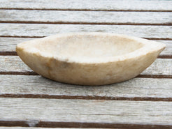 Ciotola, piatto Indiano In Marmo. Ideale anche come portasapone, svuota tasche, ciotolina, vasetto...  dimensioni dimensioni 15x7 h4m    per info disponibili altri pezzi, misure e colori info@etniko.it 0039 3338778241 ig/fb : etniko by crosato etsy : etnikobycrosato