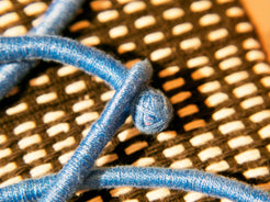 collane in cotone intrecciato con pendaglio  pendagli con pietre semipreziose montate in german silver .  agata  labradorite pietra del sole nera  pietre di luna  turchese   pezzi unici con pendaglio riciclato .  ulteriori info e foto contattare .  lunghezza collana escluso pendaglio 44 cm  pendaglio 3 x 3 ( +/- 1cm) spessore massimo dell'intreccio , della parte in cotone 1 cm   ig/fb etniko by crosato  3338778241 www.etniko.it