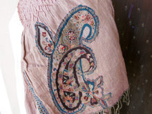 Carica l&#39;immagine nel visualizzatore di Gallery, scialle ricamato in lana cod.M11135