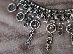 collana indiana con chiave, in german silver,  assemblato artigianalmente.  lunghezza 47cm, peso 51 gr