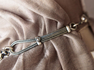 collana indiana in german silver, assemblato artigianalmente. lunghezza 41cm, peso 65 gr   