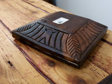 Carica l&#39;immagine nel visualizzatore di Gallery, legno di teak inciso  uso portacandele , pout pourri ...  lavorazione artigianale  spedizione italia compresa nel prez