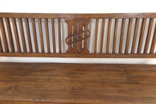Carica l&#39;immagine nel visualizzatore di Gallery, Panca Coloniale Indiana Autentica In Stile Coloniale. Legno Di Teak. Databile Primi Del ’900. Dimensioni 182x52xh95cm.  