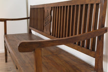 Carica l&#39;immagine nel visualizzatore di Gallery, Panca Coloniale Indiana Autentica In Stile Coloniale. Legno Di Teak. Databile Primi Del ’900. Dimensioni 182x52xh95cm.  