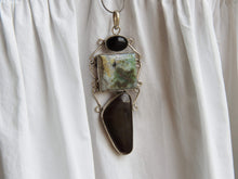Carica l&#39;immagine nel visualizzatore di Gallery, pendaglio indiano hand made in argento, con onice, diaspro e agata. fatto a mano, pezzo unico.  misure pendaglio 11 x 4 spessore 0,5 cm peso 40 grammi  catena o collane da abbinare disponibili, per info o foto contattare watshapp 0039 3338778241 mail info@etniko.it ig/fb/ebay : etnikobycrosato