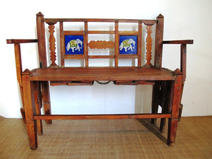 Particolare Panca Indiana Coloniale Trasformabile In Letto. Pezzo Unico E Autentico. Dimensioni 107x47xh90cm.