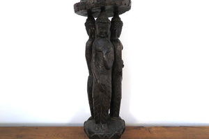 Statua Buddha Incavata Da Un Unico Tronco Di Legno In Teak. Provenienza India. Dimensioni Diamtero 16 h58cm.