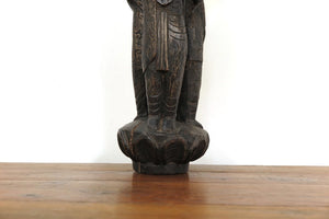 Statua Buddha Incavata Da Un Unico Tronco Di Legno In Teak. Provenienza India. Dimensioni Diamtero 16 h58cm.