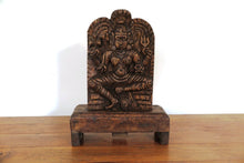 Carica l&#39;immagine nel visualizzatore di Gallery, Statua Shiva in legno, tronco di teak inciso, databile metà 900, pezzo unico lavorato artigianalmente. dimensioni 30x12xh40cm.
