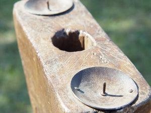 Antico separatore, oggetti di lavoro antichi usato per cereali, riso indiano in legno di teak inciso.Dimensioni 22x15 h23cm
