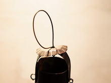Carica l&#39;immagine nel visualizzatore di Gallery, Lanterna Metallo E Vetro. Provenienza Marocco.  lavorata artigianalmente , traforata a mano senza l&#39;utilizzo di macchine .  dotata di porta per inserire candela / impianto  vetro trasparente sul fondo in modo da poterla usare sia appesa che da appoggio  Dimensioni 25x25xh60 cm 