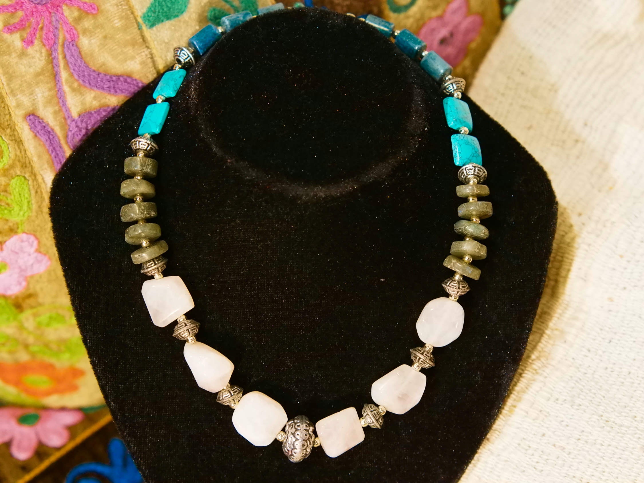 collana semipreziose QLT