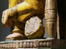 Carica l&#39;immagine nel visualizzatore di Gallery, statua indiana raffigurante divinità hindù  scultura in legno laccata su base di gesso