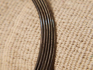 collana in metallo indiana intrecciata .  misura regolabile , indicativamente diam 18 cm