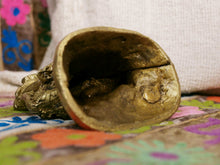 Carica l&#39;immagine nel visualizzatore di Gallery, statua in lega di metalli raffigurante shiva , ganesha e parvati .  statua dal significato complesso , allego link per info dettagliate 