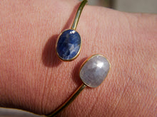 Carica l&#39;immagine nel visualizzatore di Gallery, bracciale argento etnico dorato con pietre vg21