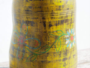 Vaso Indiano In Legno Dipinto, Pezzo Unico Ricavato Da Un Unico Tronco Di Legno.  Dimensioni Diam20xh38cm.     per info ed ulteriori foto info@etniko.it facebook / instagram : etnikobycrosato 0039 3338778241   