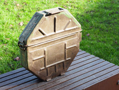 Bobina Film Con Portabobina E Pellicola. Pezzi Unici Completi.  Dimensioni 45x42 h9cm.    per info ed ulteriori foto www.etniko.it facebook / instagram : etnikobycrosato 0039 3338778241 info@etniko.it