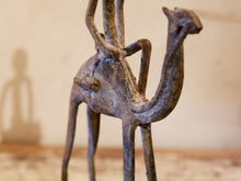Carica l&#39;immagine nel visualizzatore di Gallery, Antica statua cammello Mali  cod.BR061