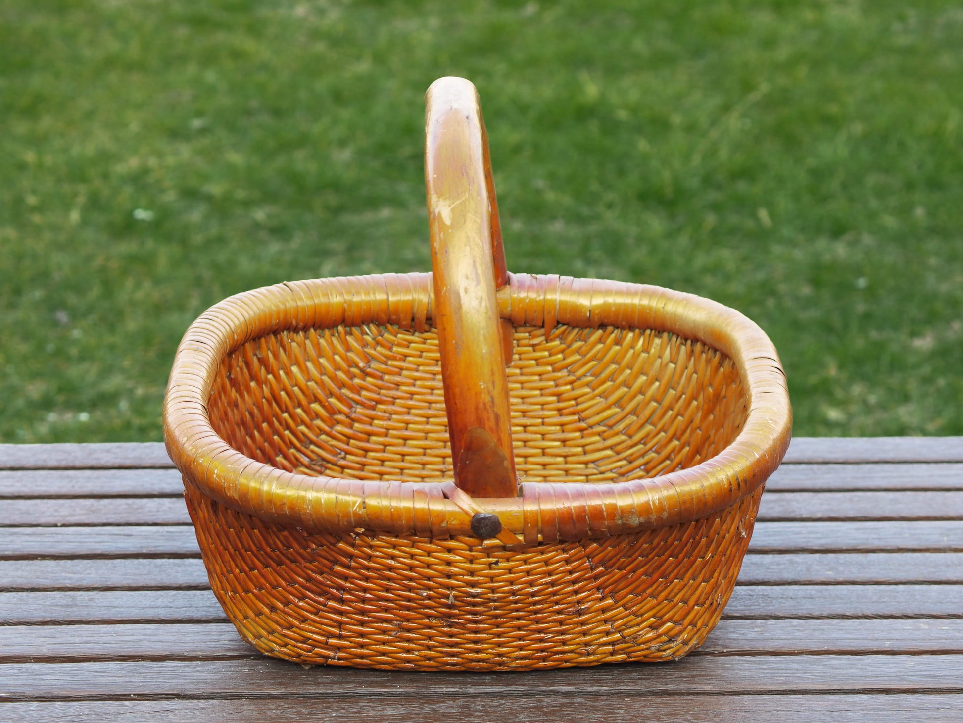 Cesto Cina In Vimini E Bamboo. Dimensioni 36x30  h32cm.  per info ed ulteriori foto  www.etniko.it facebook / instagram / pinterest : etnikobycrosato 0039 3338778241 info@etniko.it
