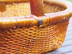 Cesto Cina In Vimini E Bamboo. Dimensioni 36x30  h32cm.  per info ed ulteriori foto  www.etniko.it facebook / instagram / pinterest : etnikobycrosato 0039 3338778241 info@etniko.it