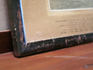 vecchia fotografia indiana raffigurate volto . cornice e foto databili anni 70/80 . pezzo unico conservato originale . legno e foto .  misure cornice 48x39cm   per ulteriori info o dettagli info@etniko.itinstagram / facebook / etsy : etnikobycrosato whatsapp 0039 3338778241
